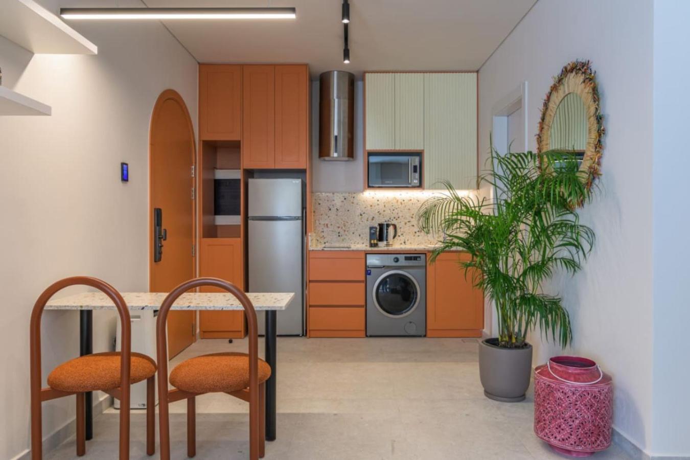 Boho Nomad In Mar Mikhael Apartment
